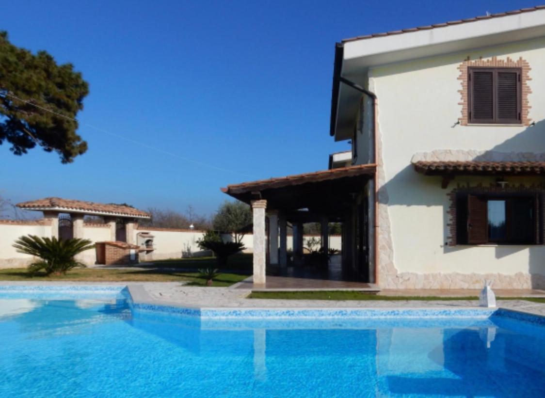 Gold House Luxury Anzio Villa Eksteriør bilde